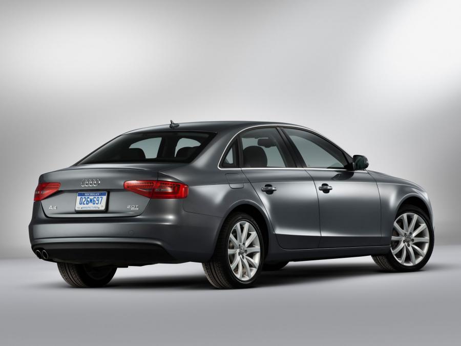  Audi A4 2.0T Quattro Sedan (B8, 8K) 2012 года  (NA) (фото 8 из 14)